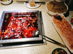 -二荆条·蜀鲜汇城市森林火锅