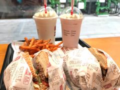 -The Habit Burger Grill 哈比特汉堡(复兴soho店)
