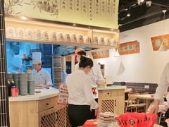 -馋三尺蟹粉小笼(人民广场店)
