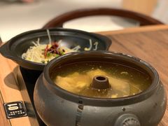 云海肴汽锅鸡-云海肴云南菜(浦江欢乐颂店)
