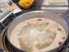 -一席地·本地鸡窝·杭帮鸡火锅(萧山银隆百货店)
