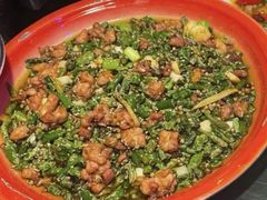 酒馆大盘兔-醉小酒馆·川菜·江湖菜·重庆菜(观音桥旗舰店)