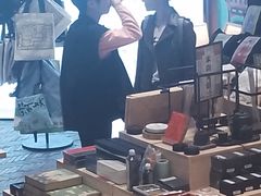 -猫的天空之城概念书店(杭州南宋御街店)