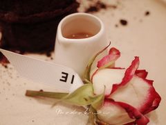 黑森林蛋糕-FLOVIE FLORIST CAFE