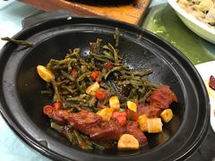 -大鸭梨烤鸭店(金顶街店)