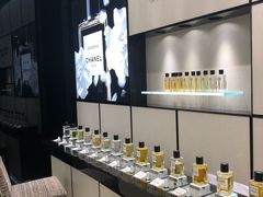 -Chanel(德基广场店)