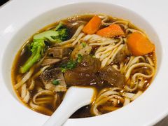 -康师傅私房牛肉面(马泉营奥莱店)