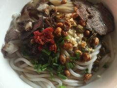 -牛八宝桂林米粉(八里庄店)