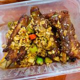 饭看着大盒但是薄薄一层而已