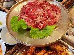 -围炉肉舍•炭烤活鳗•丹东海鲜烤肉(步行街店)