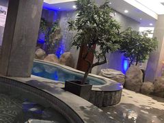 -水中央富硒温泉