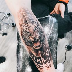 -天道tattoo纹身穿孔工作室