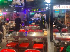 -马路牙子烧烤音乐酒馆(望京店)