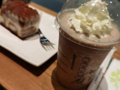 -星巴克(北京市民生金融中心店)