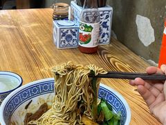 -沪西老弄堂面馆(定西路店)