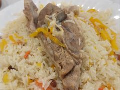 -明优利特色拌面抓饭(南昌路店)