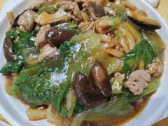 湿炒牛河-翠微茶楼饭店(前山店)