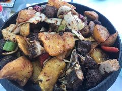 -撒拉人家.酸菜牦牛肉火锅