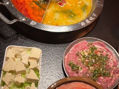 -晓宇重庆火锅(西安荟聚店)