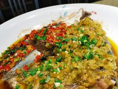 双味剁椒鱼头-味上湘菜馆(岳麓山店)