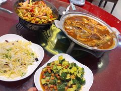 -鸿亨泰杂鱼馆(港馨家园店)