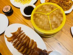 鸭肉卷饼-新興传承烤鸭