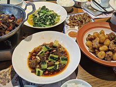 -黄泥岗·地道湖北菜(奥特莱斯店)