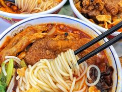 -弘束束柳州深巷螺蛳粉(珠江路店)