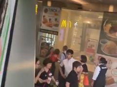 -淡滨尼广场
