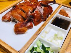 脆皮小刀鸭-老滇山寨•云南特色菜•地方菜•民族风情歌舞表演(金碧店)