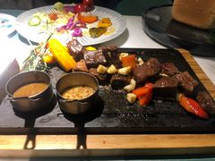 田园澳洲骰子牛肉-蜜桃花开·中西融合菜E&W(南长街店)