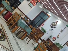大堂-尕西新疆大盘鸡(回辉村分店)