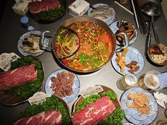 -楠小云·云南鲜菌·鲜牛自助火锅(九眼桥店)