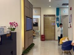 -维乐口腔(美维云门诊陆家嘴店)