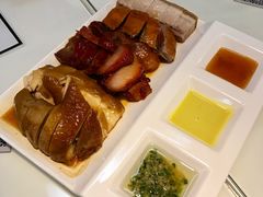 -新大咀港式茶餐厅(宝山万达店)