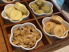 -鲤院·新中式美学·庭院餐厅(夫子庙店)
