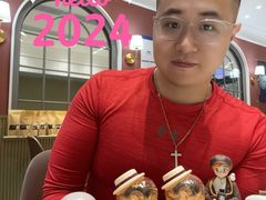 -泡泡玛特POPMART(蓝色港湾店)