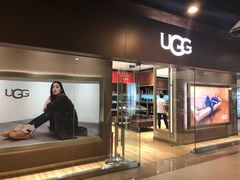 -UGG(燕莎奥特莱斯购物中心店)