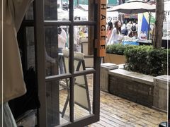 -霸王茶姬(南强街店)