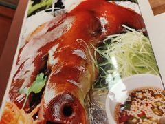 -鸿亨泰杂鱼馆(港馨家园店)