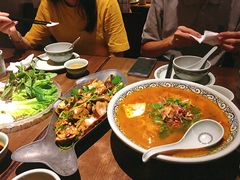 -大头虾越式风味餐厅(光明广场店)