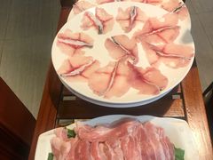 -颜氏双江清水鱼一养身火锅(磁器口店)