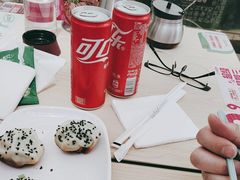 -小杨生煎(金山百联购物中心3楼店)