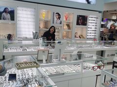 -三叶眼镜城(八佰伴店)