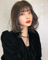 -首脑美发沙龙