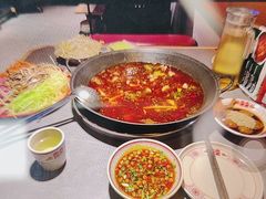 -吃城都·鱼蛙火锅(西玉龙街店)