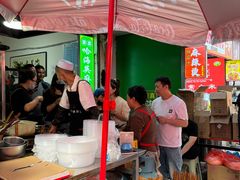 -哈海英麻辣烫(中华西路步行街店)