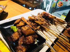 -云晓光头烧烤吧(新大陆广场店)