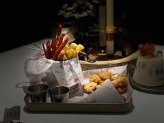 -露露家咖啡店