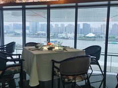 景观位-悦江(梅奔中心店)